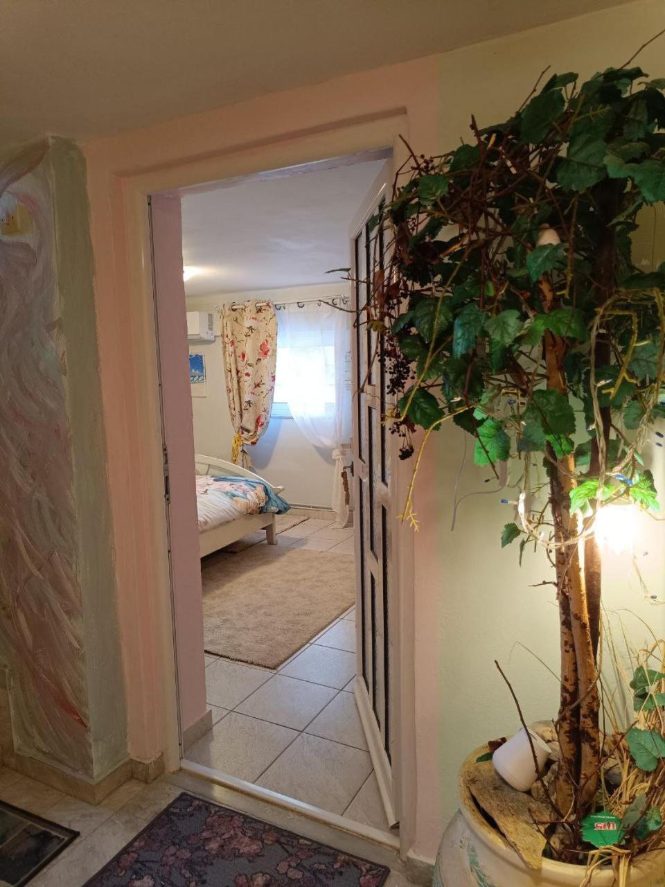 Maria Guesthouse Αλιβέρι Δωμάτιο φωτογραφία