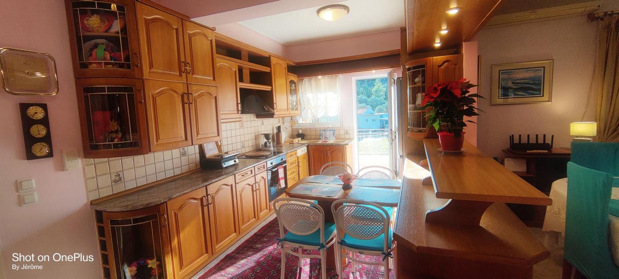 Maria Guesthouse Αλιβέρι Δωμάτιο φωτογραφία